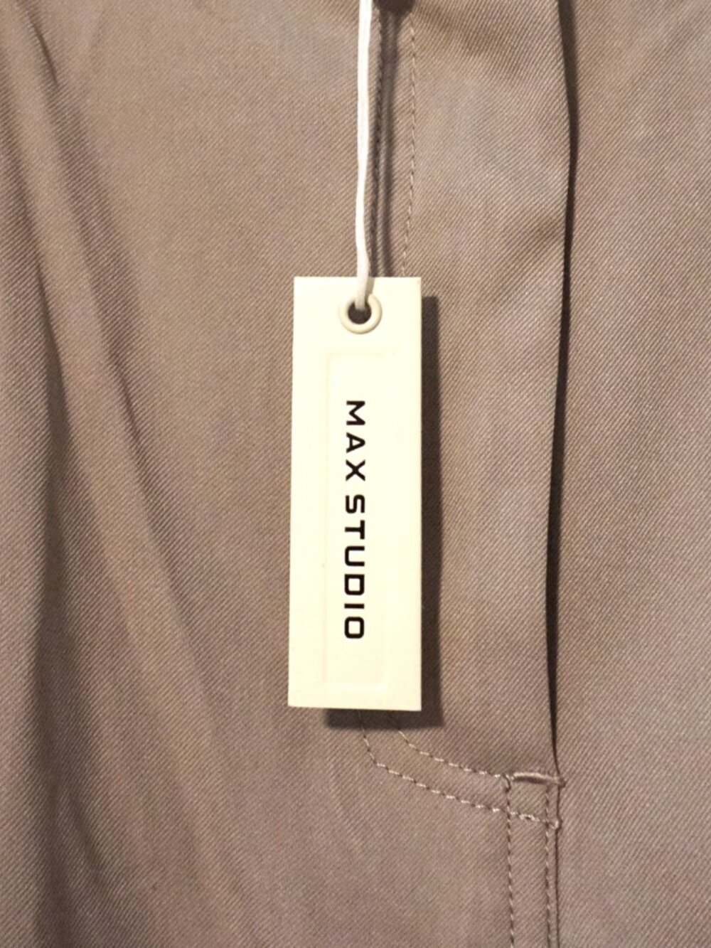 Max Studio Khaki Cargo Jogger Pants Button Cuffs Side Elastic Waist Women’s XL - Picture 4 of 7